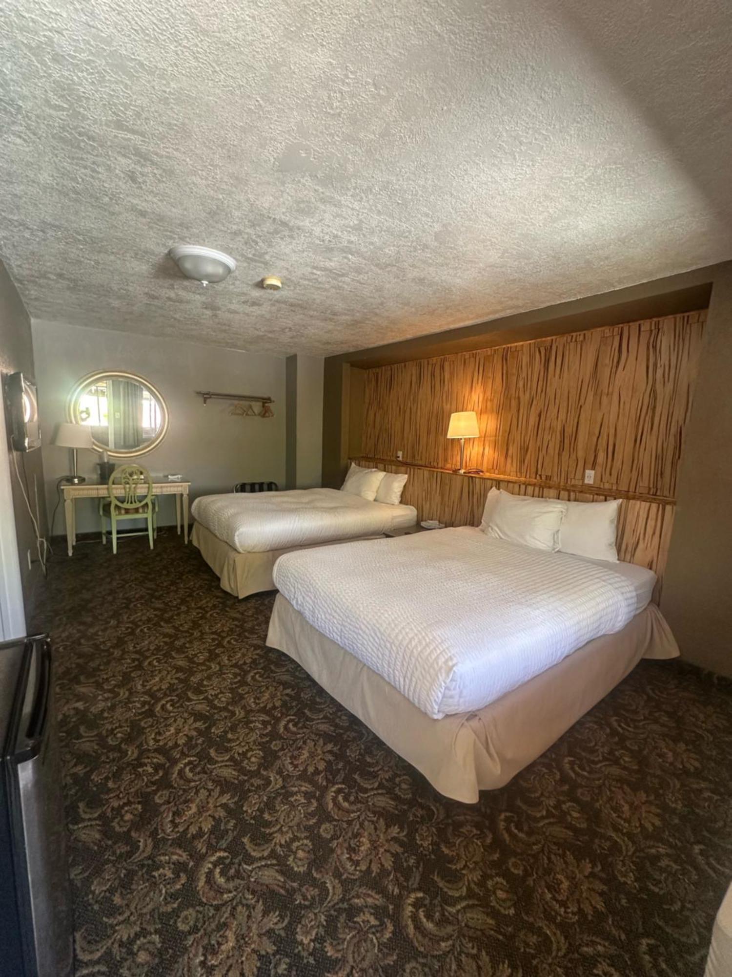 Mexican Hat Lodge Экстерьер фото